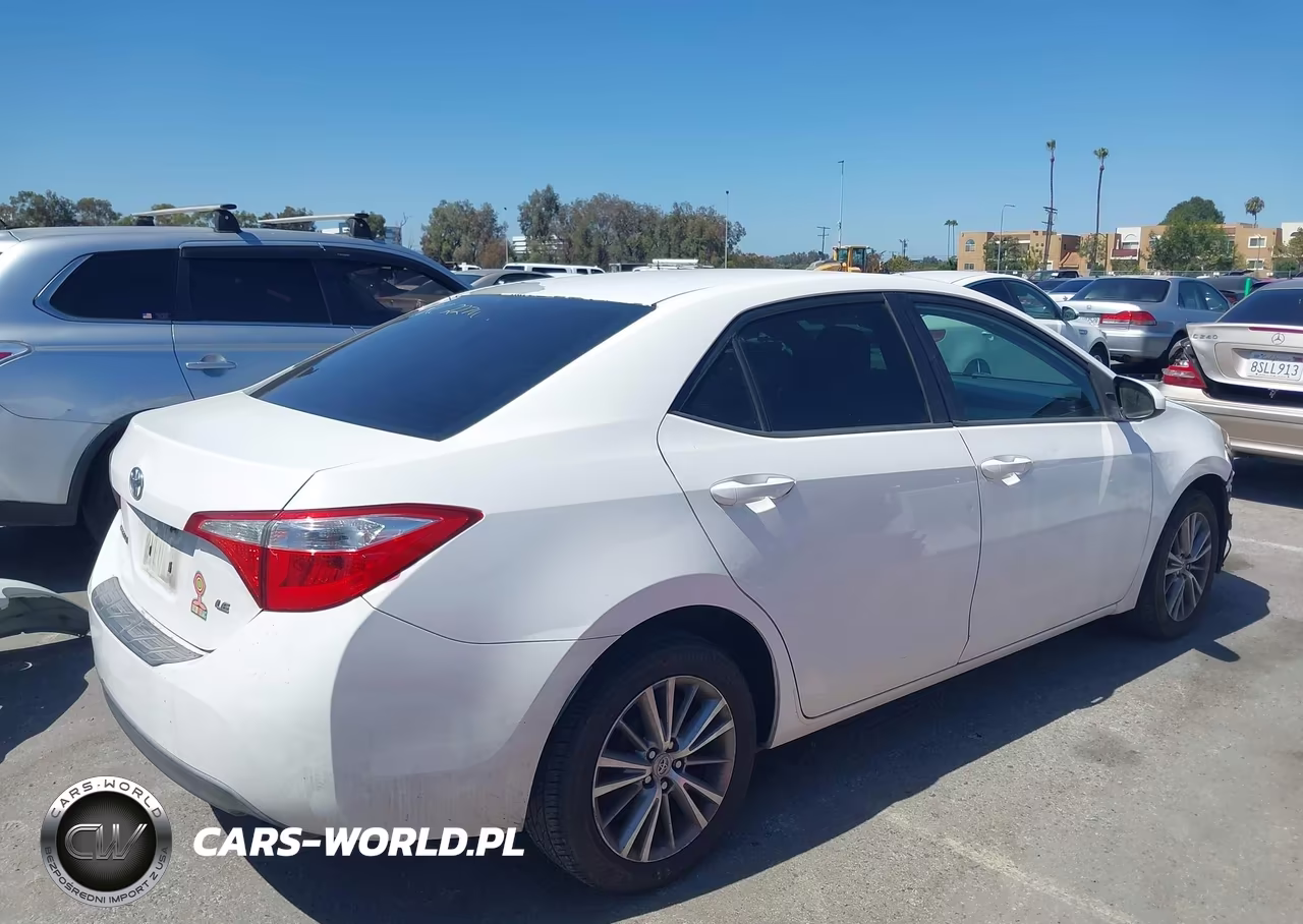 2014 Toyota Corolla Le Plus VIN:5YFBURHE8EP045153 - 14