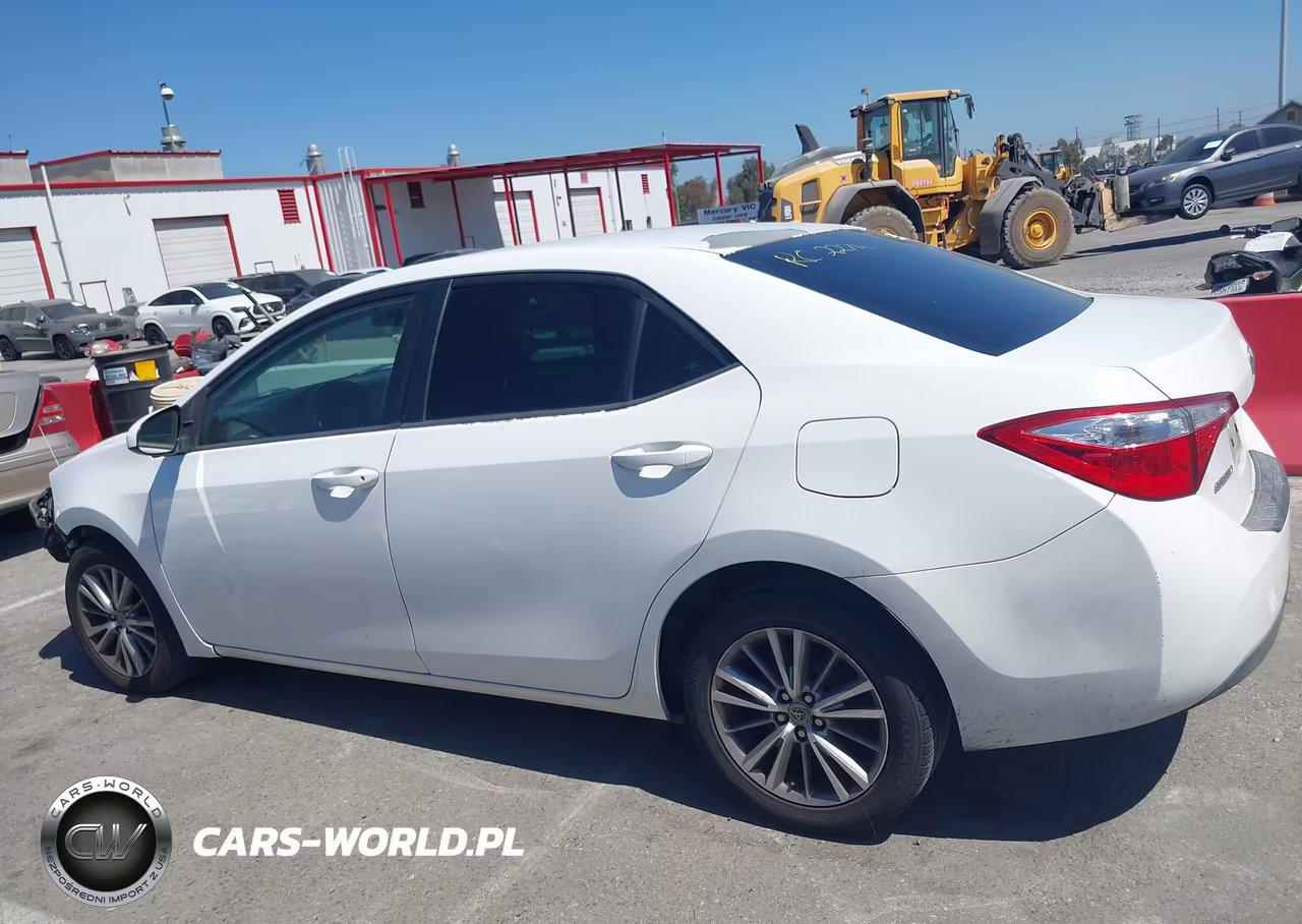 2014 Toyota Corolla Le Plus VIN:5YFBURHE8EP045153 - 15