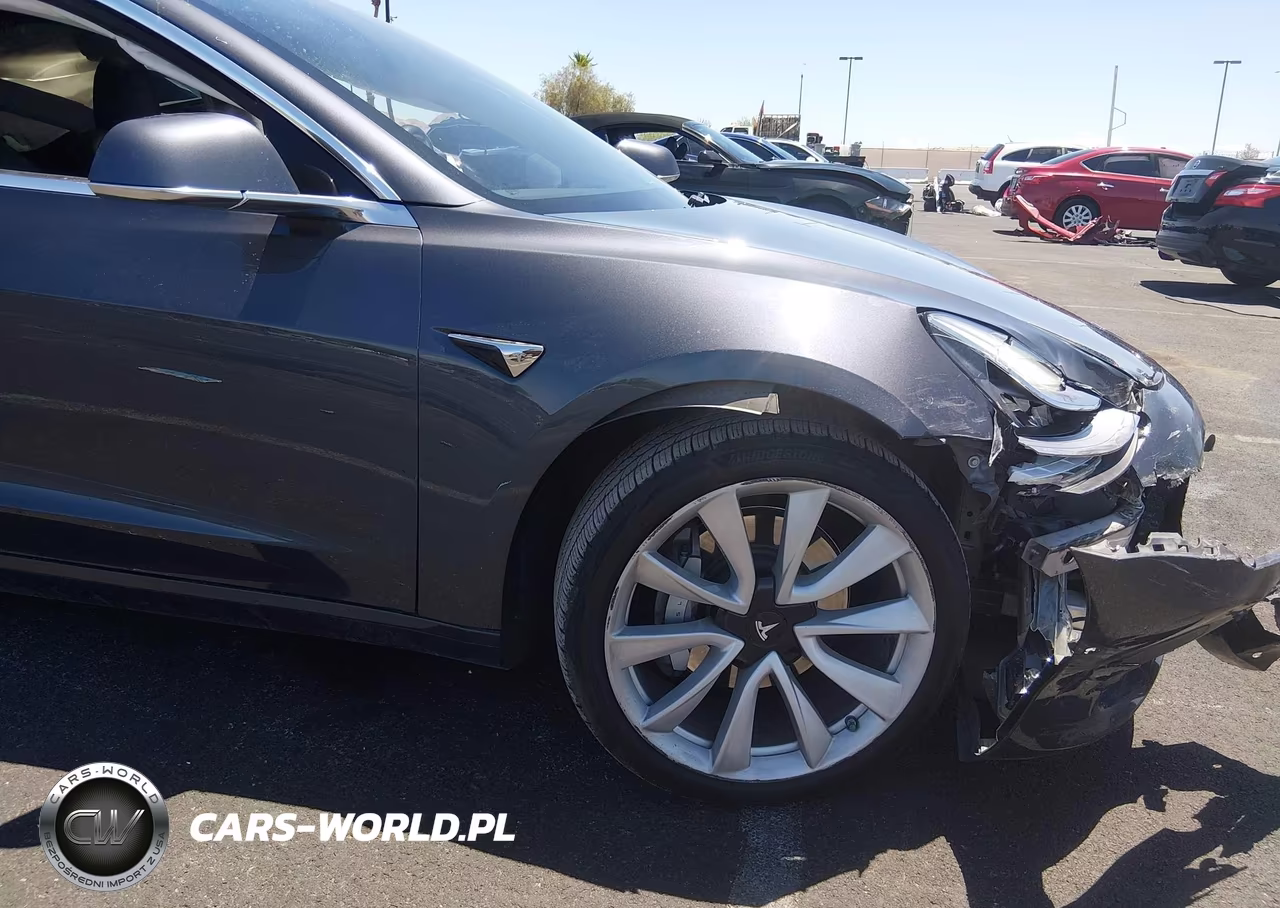2017 Tesla Model 3 VIN:5YJ3E1EA9HF000873 - 6