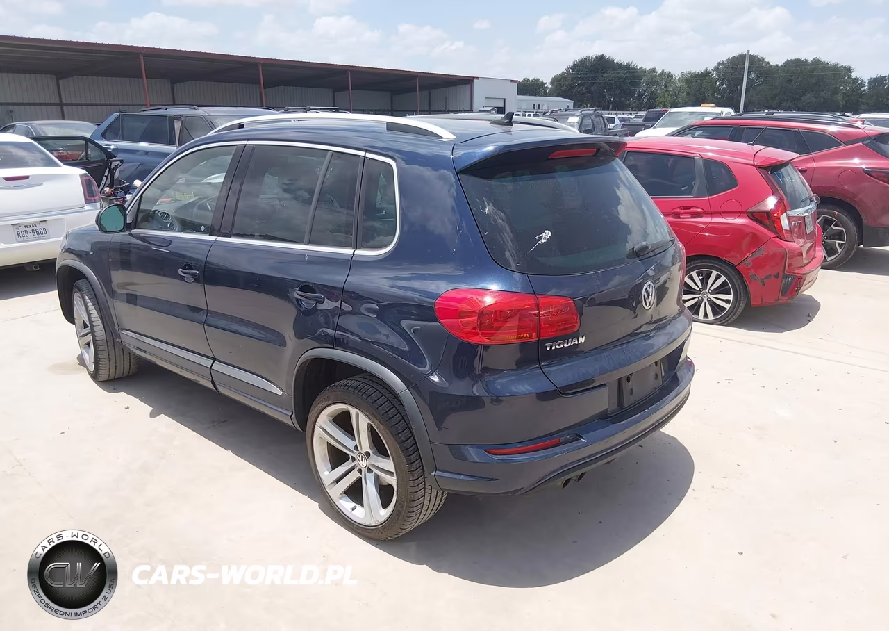 2016 Volkswagen Tiguan R-Line VIN:WVGBV7AX3GW058329 - 3