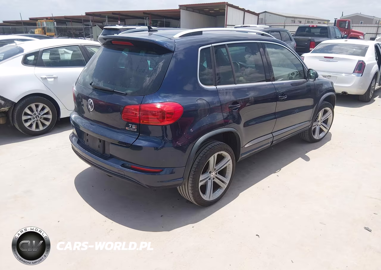 2016 Volkswagen Tiguan R-Line VIN:WVGBV7AX3GW058329 - 4