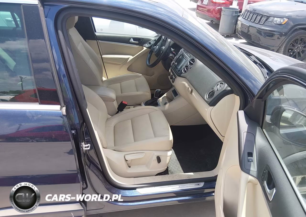 2016 Volkswagen Tiguan R-Line VIN:WVGBV7AX3GW058329 - 5