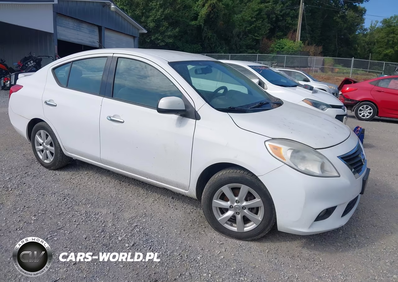 2014 Nissan Versa 1.6 Sv – zdjęcie 1 z 16