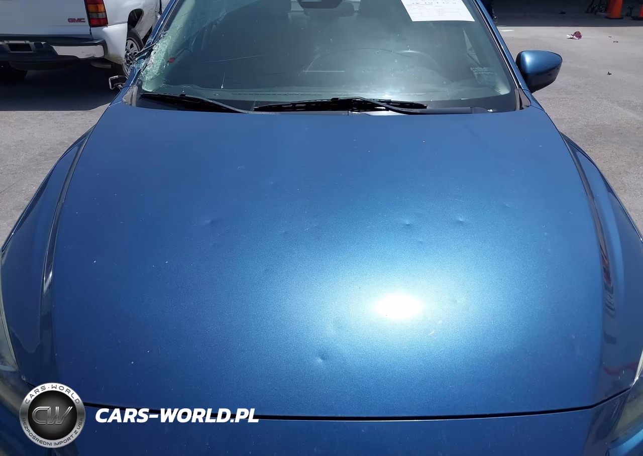 2018 Mazda Mazda3 Sport VIN:3MZBN1U72JM233820 - 18
