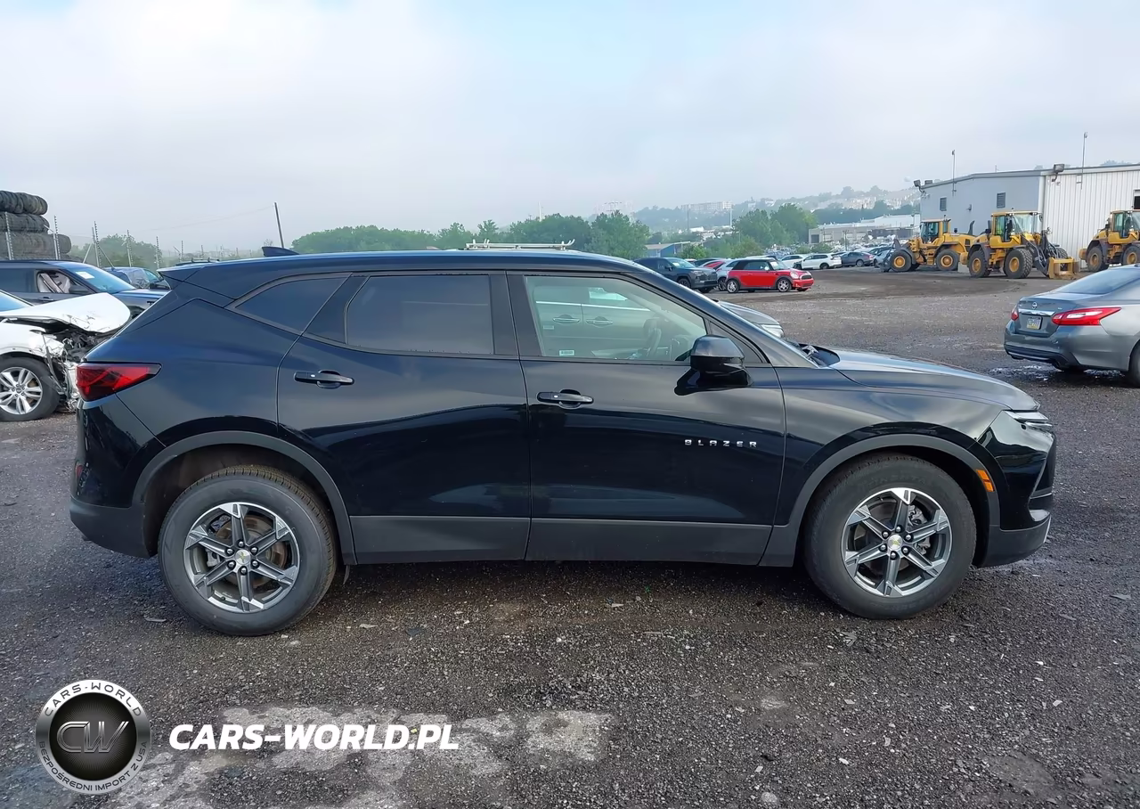 2025 Chevrolet Blazer Fwd 2Lt VIN:3GNKBCR4XSS222817 - 13