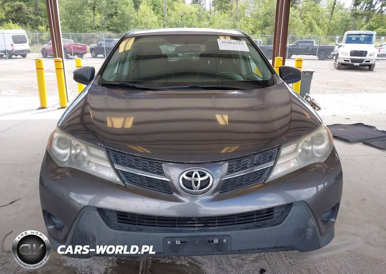 2015 Toyota Rav4 Le VIN:2T3ZFREV4FW136036 - 12