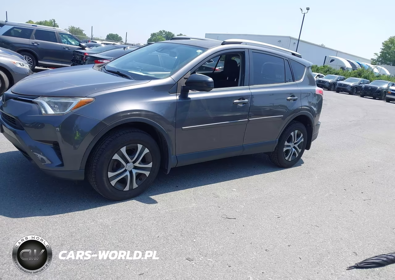 2018 Toyota Rav4 Le VIN:JTMBFREV8JJ730833 - 2