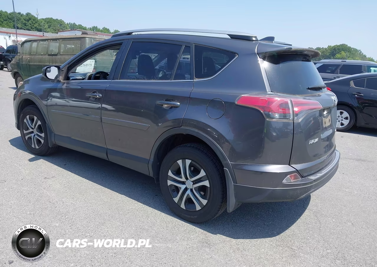 2018 Toyota Rav4 Le VIN:JTMBFREV8JJ730833 - 3
