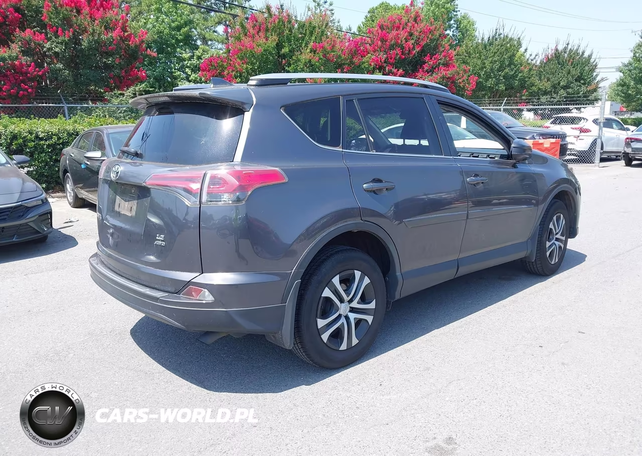 2018 Toyota Rav4 Le VIN:JTMBFREV8JJ730833 - 4