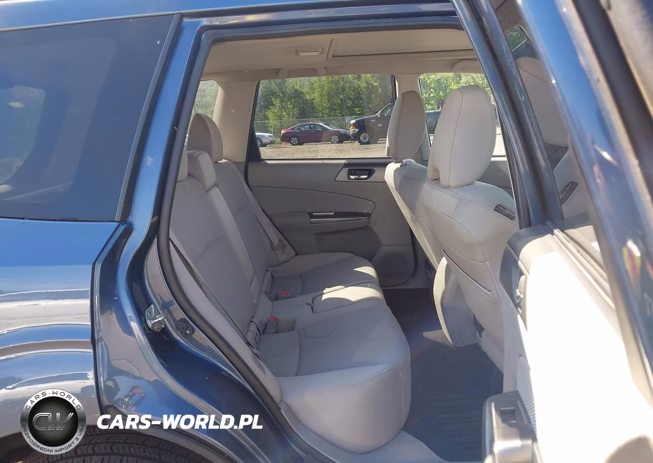 2013 Subaru Forester 2.5X Premium VIN:JF2SHADC0DH418613 - 8