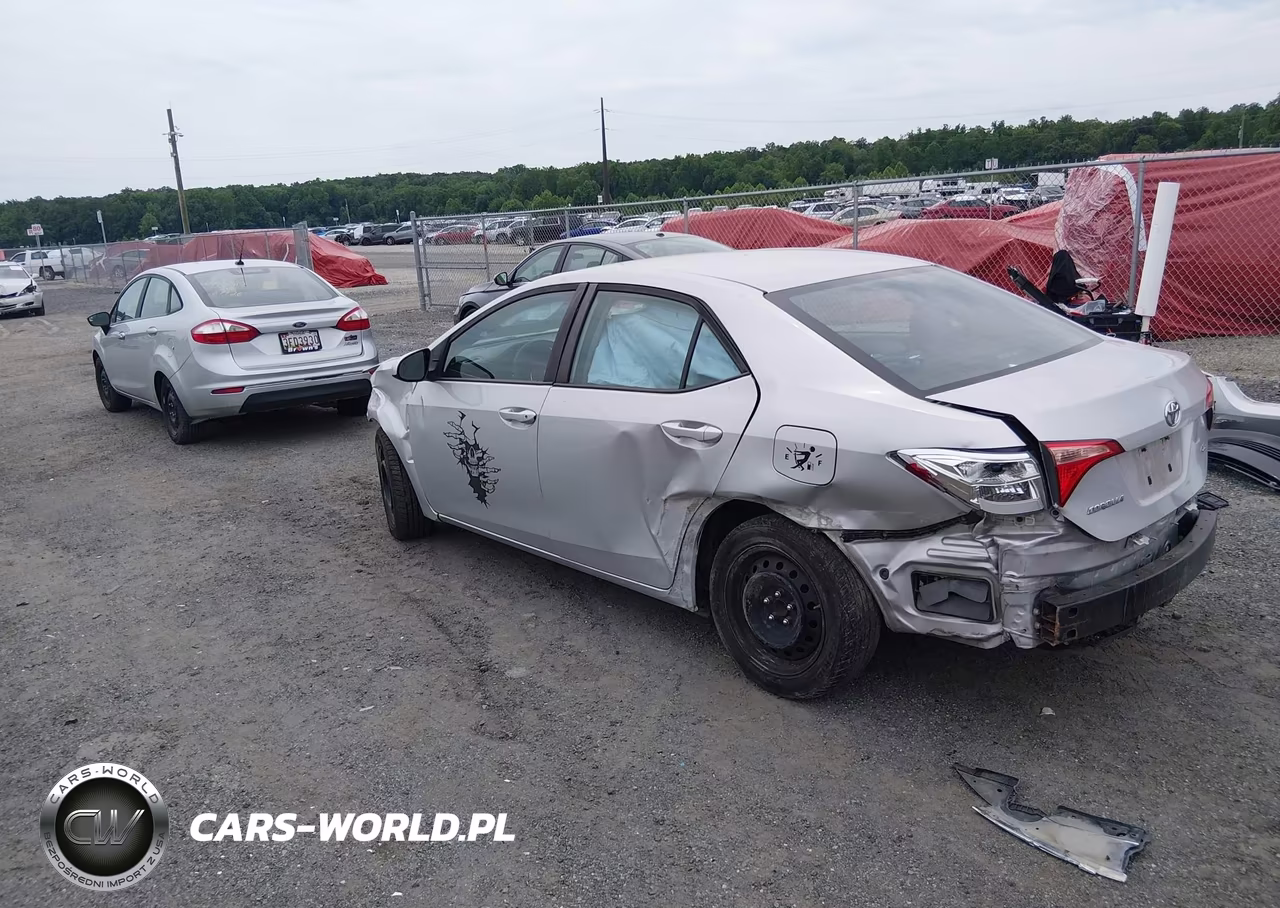 2019 Toyota Corolla Le VIN:5YFBURHE7KP938216 - 3