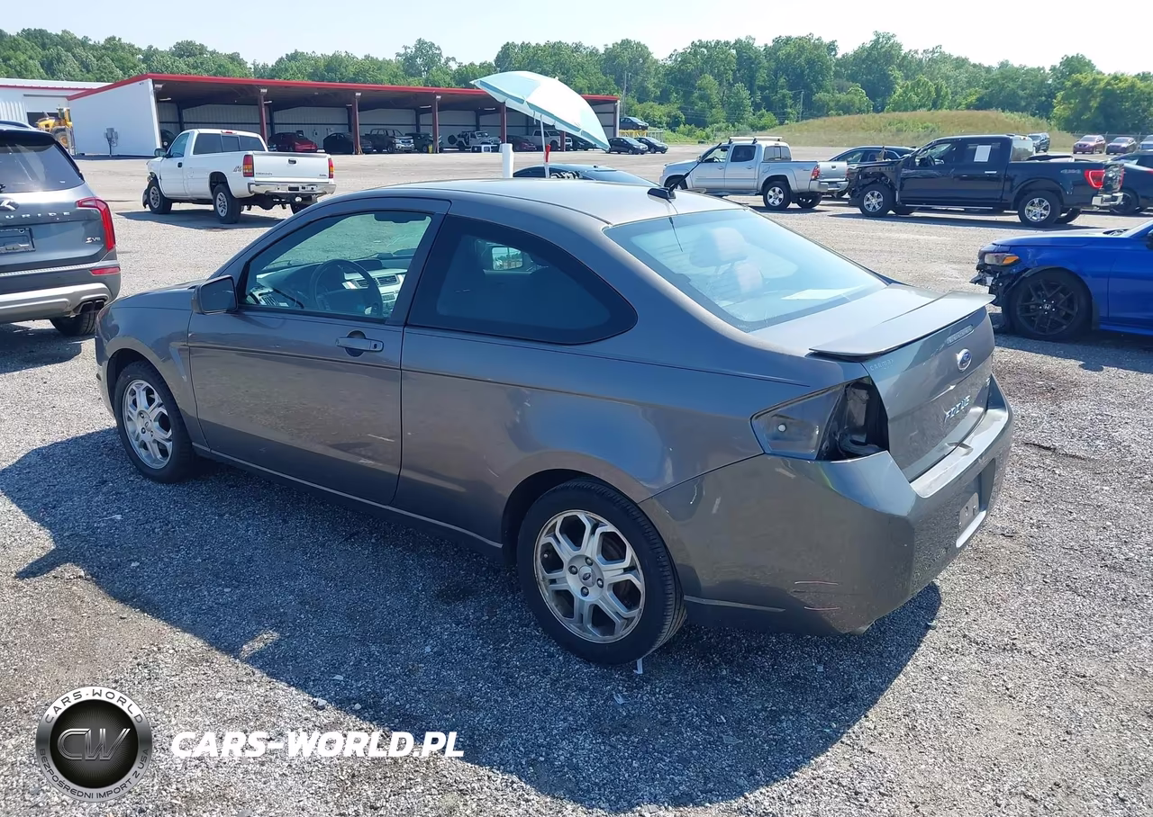 2010 Ford Focus Se VIN:1FAHP3CN0AW294043 - 3