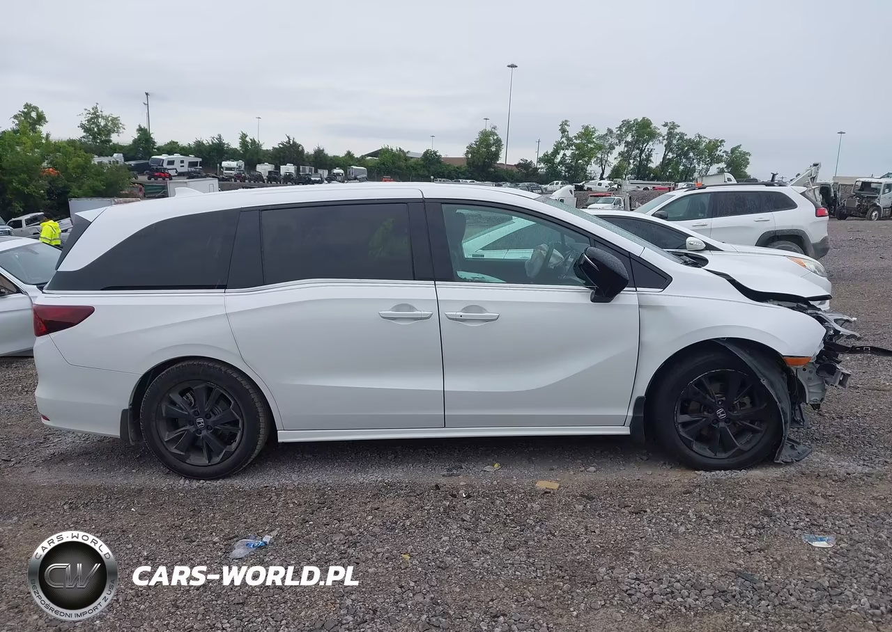 2024 Honda Odyssey Sport VIN:5FNRL6H70RB053685 - 13