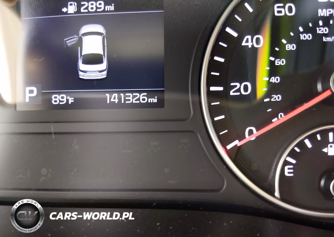 2019 Kia Optima S VIN:5XXGT4L32KG377644 - 16