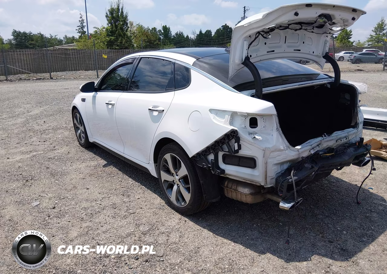 2019 Kia Optima S VIN:5XXGT4L32KG377644 - 3