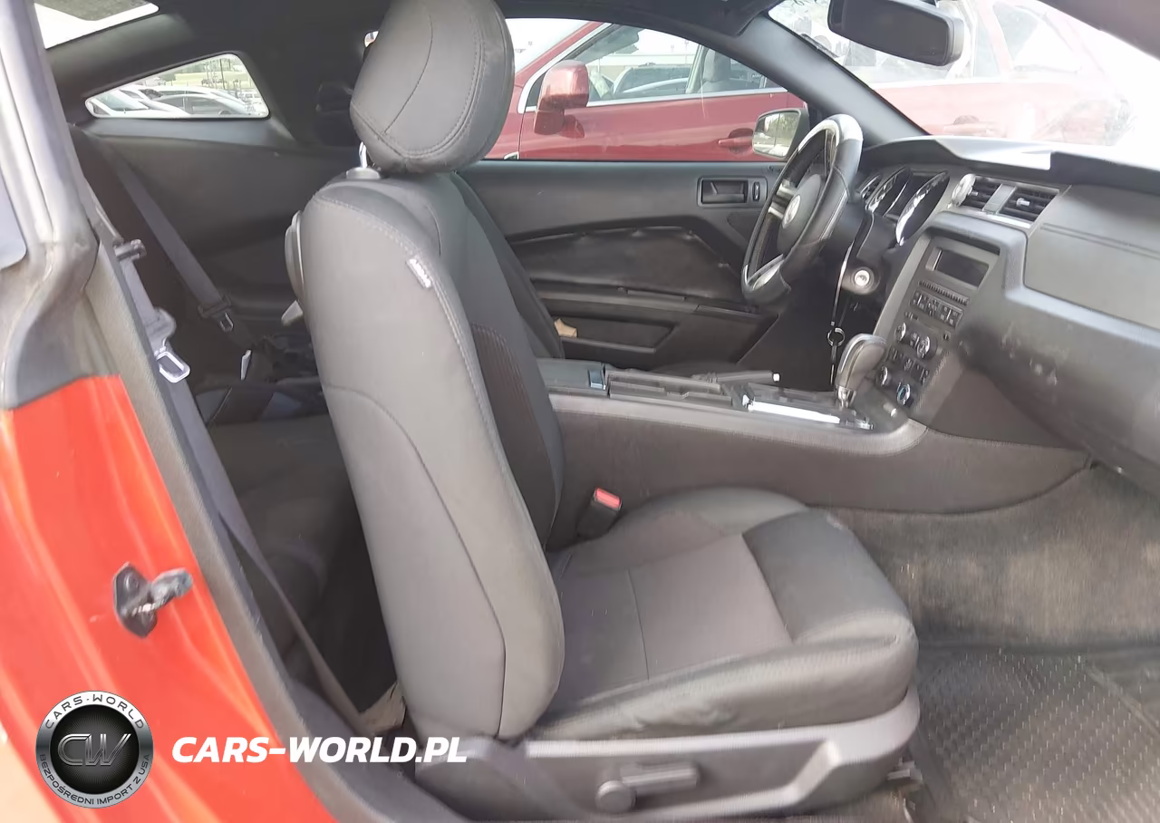 2013 Ford Mustang V6-V6 Premium VIN:1ZVBP8AM6D5266147 - 5