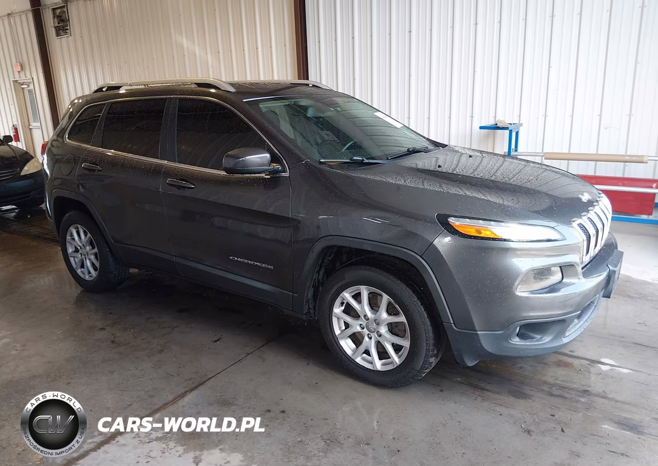 2015 Jeep Cherokee Latitude – zdjęcie 1 z 18