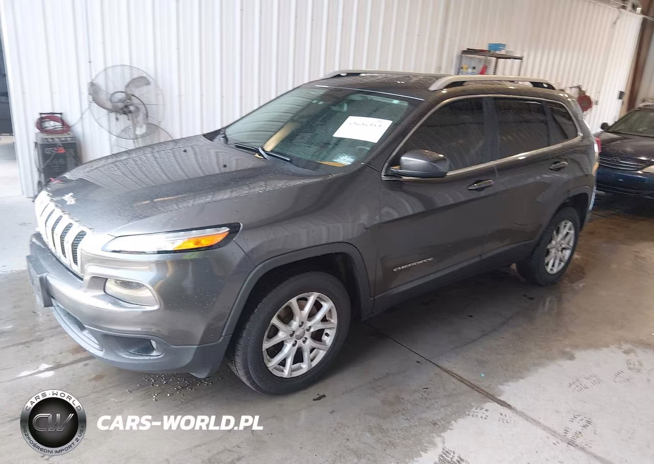 2015 Jeep Cherokee Latitude VIN:1C4PJMCB2FW599991 - 2