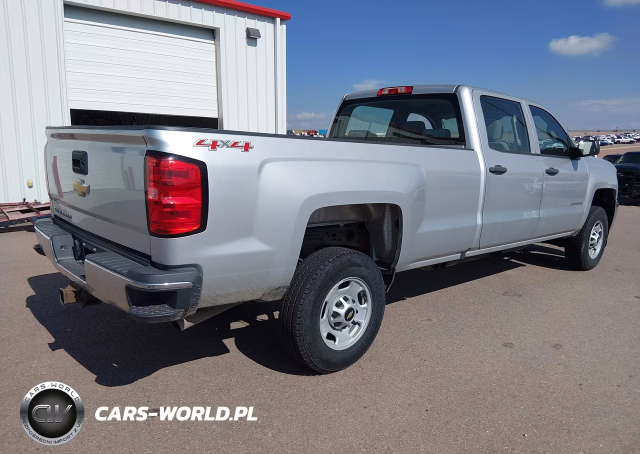 2017 Chevrolet Silverado 2500Hd Work Truck VIN:1GC1KUEG4HF181639 - 4