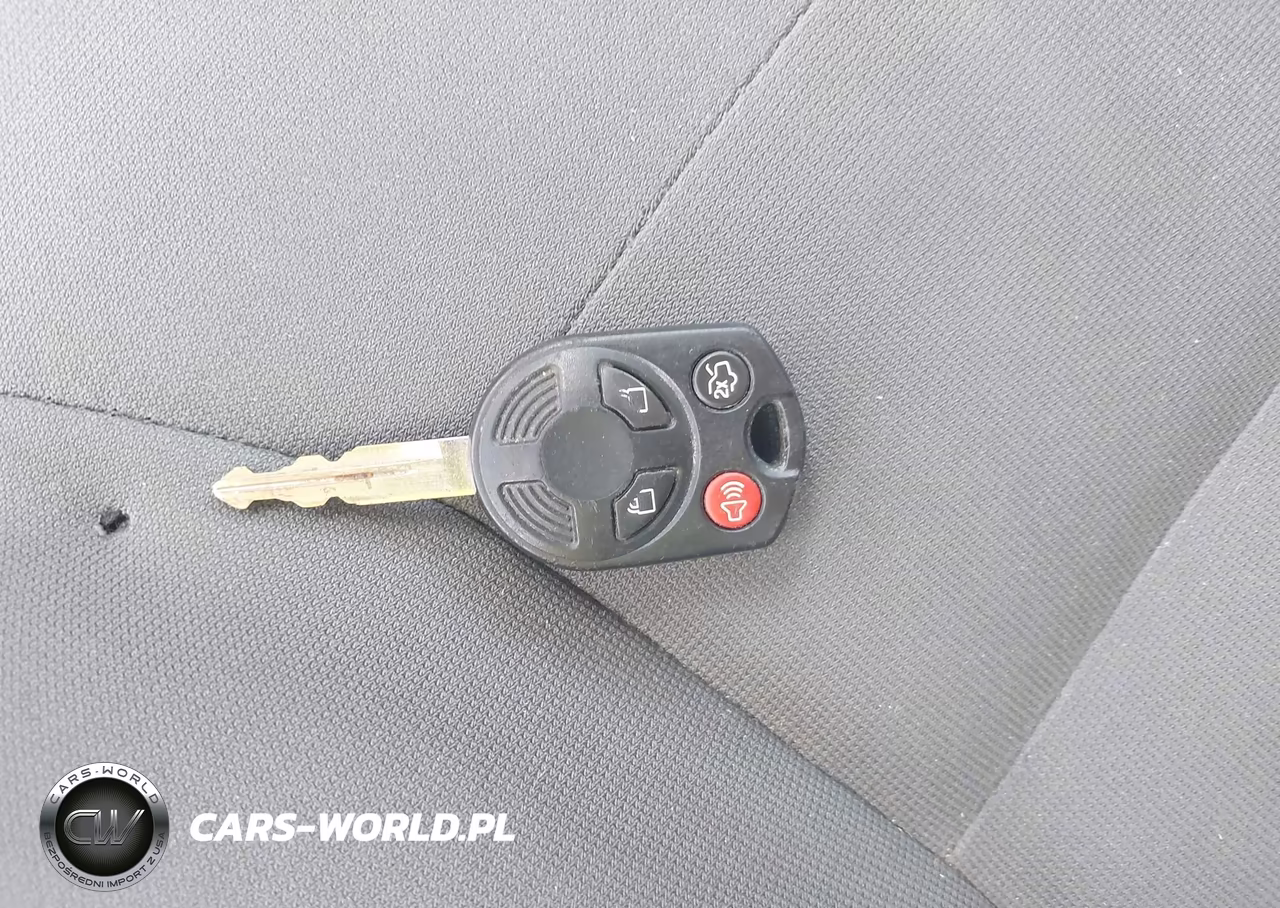 2008 Ford Escape Xls-Xls Manual VIN:1FMCU02Z58KD57974 - 11
