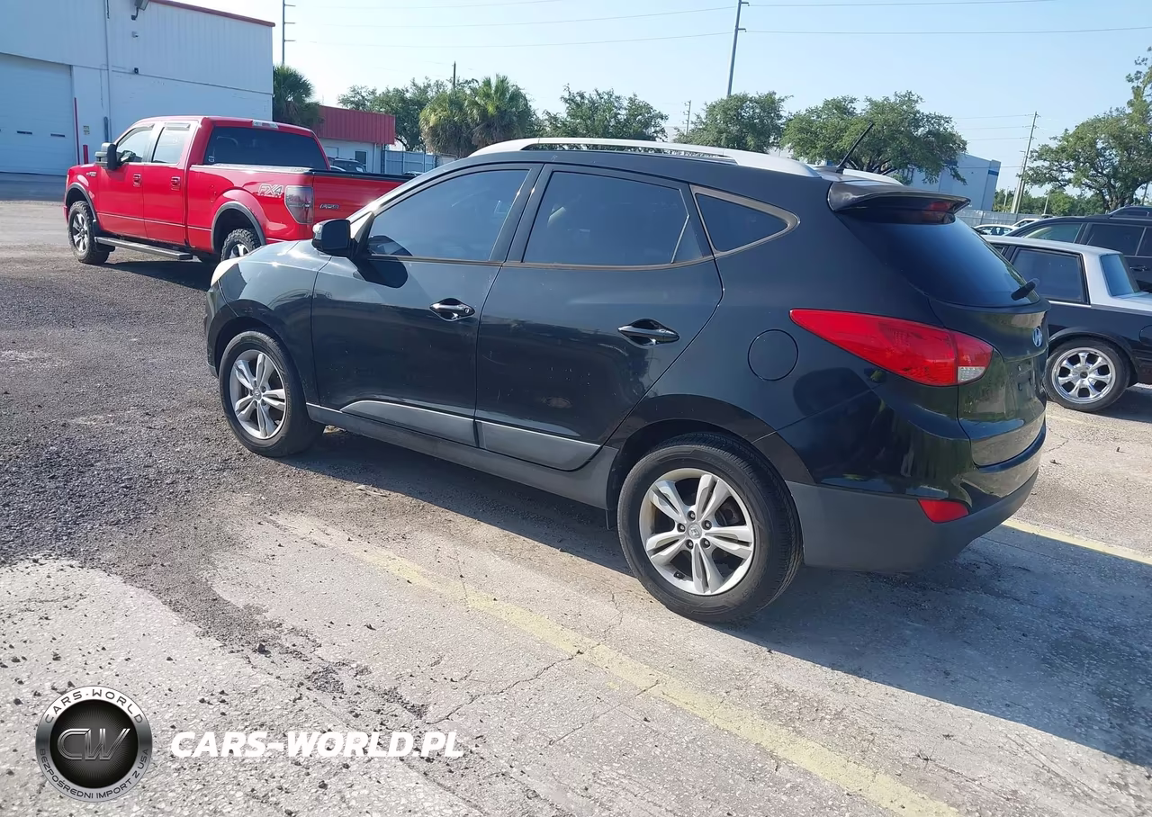 2012 Hyundai Tucson Gls VIN:KM8JU3ACXCU467843 - 3
