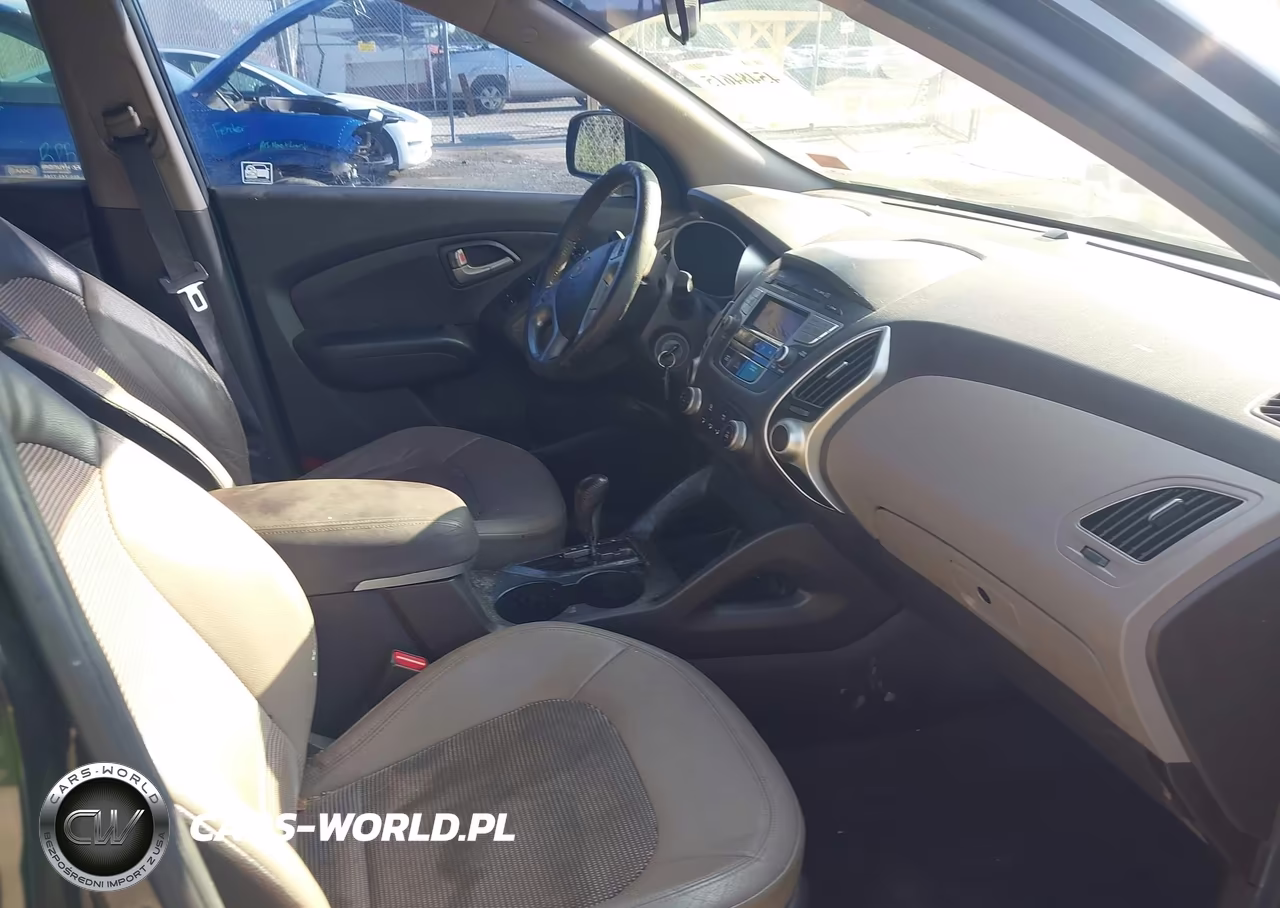 2012 Hyundai Tucson Gls VIN:KM8JU3ACXCU467843 - 5