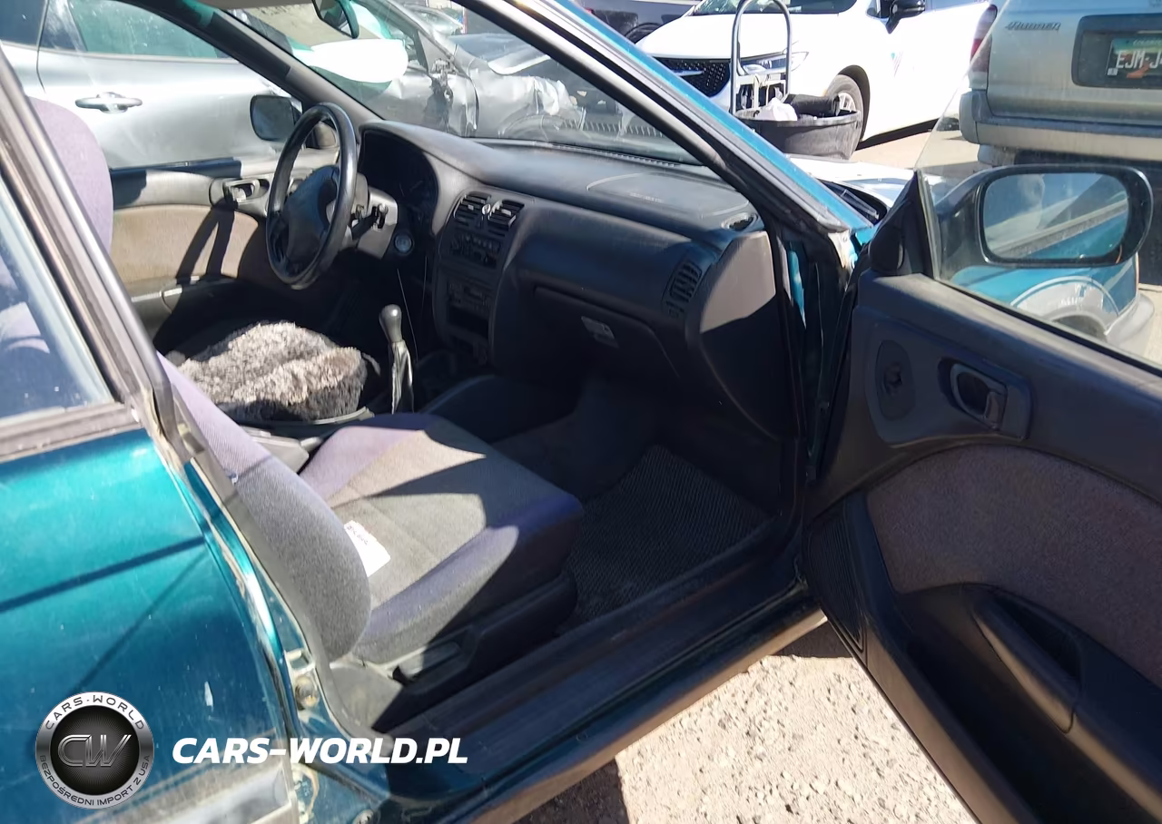 1996 Subaru Legacy Outback VIN:4S3BG4857T6974121 - 5