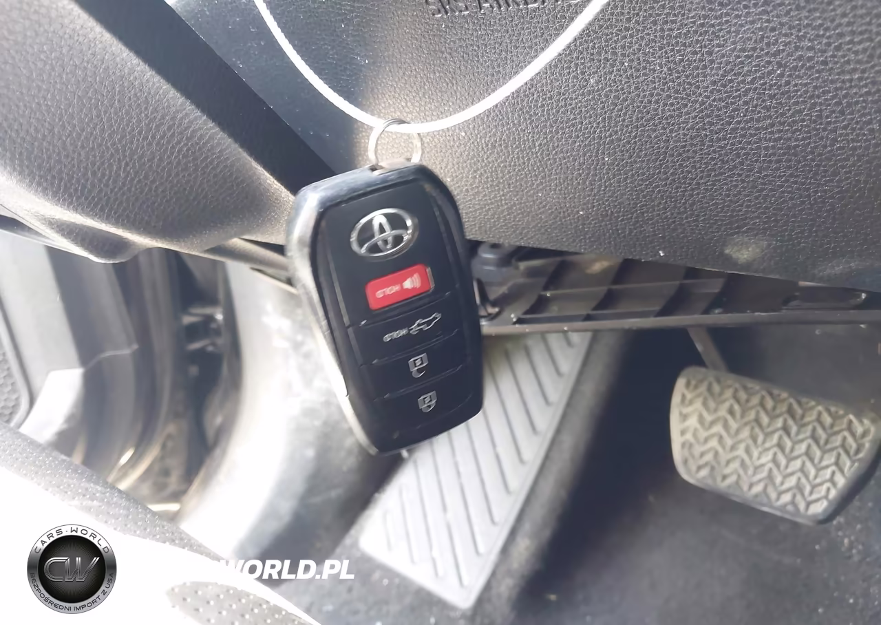 2022 Toyota Tundra Platinum VIN:5TFNA5DB6NX014303 - 11