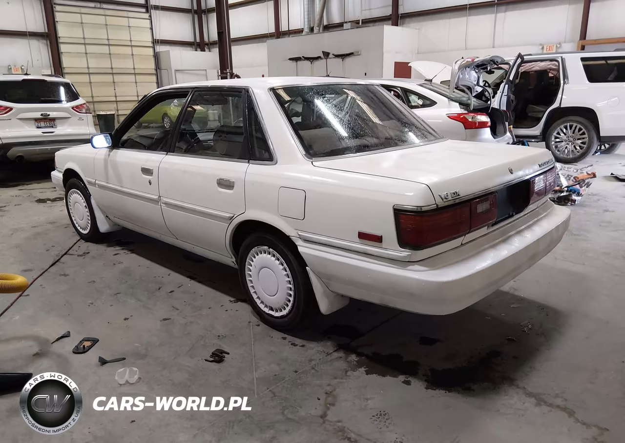 1990 Toyota Camry Dlx VIN:JT2VV21E1L3007998 - 3
