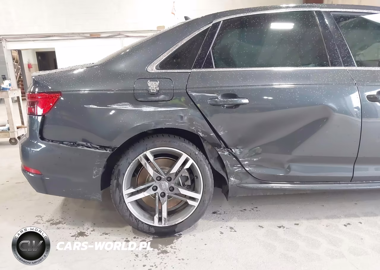 2017 Audi A4 Premium Plus VIN:WAUENAF41HN014220 - 6