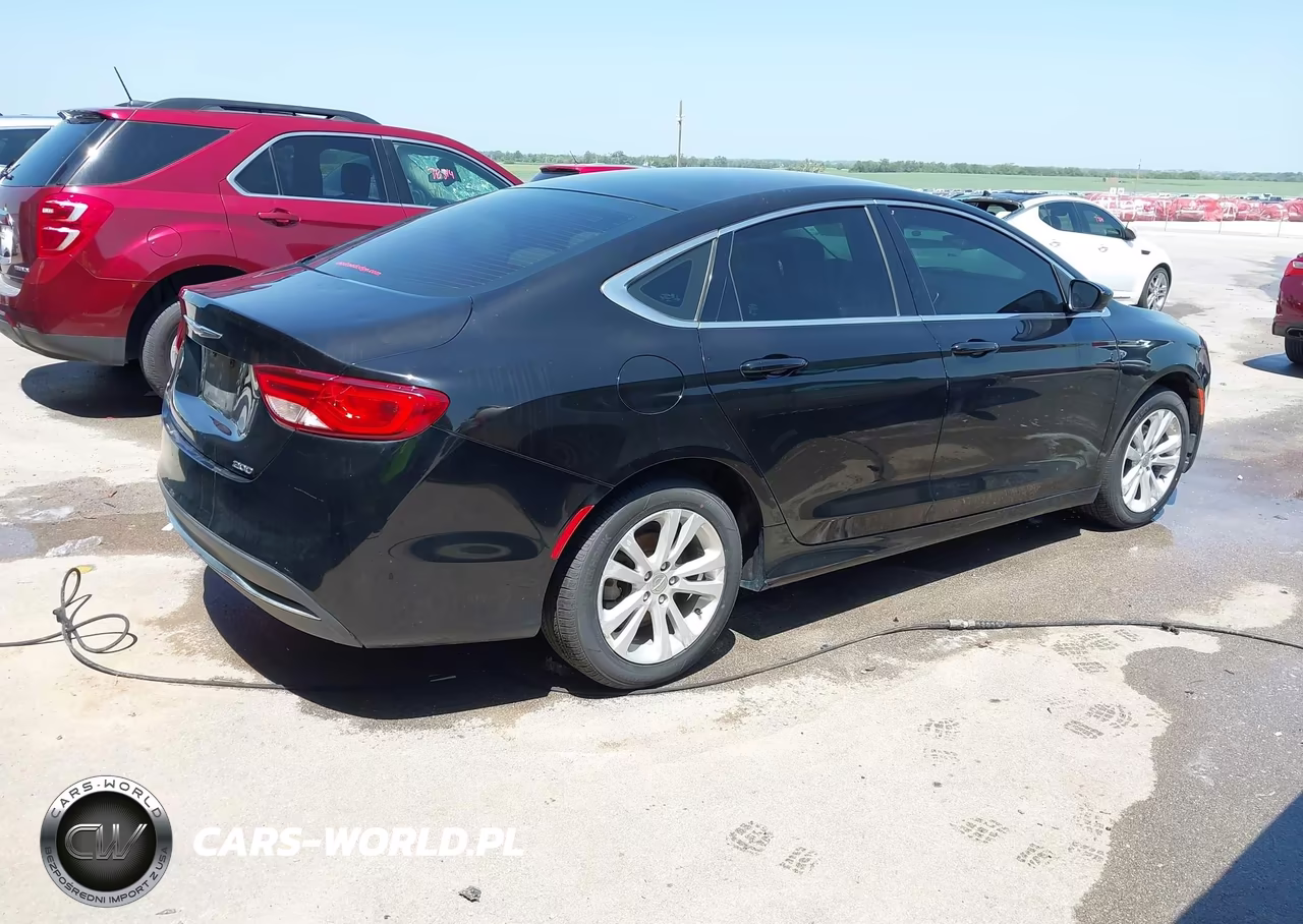 2016 Chrysler 200 Limited VIN:1C3CCCAB7GN181721 - 4