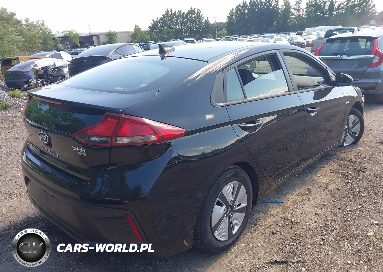 2018 Hyundai Ioniq Hybrid Blue VIN:KMHC65LC0JU102192 - 4