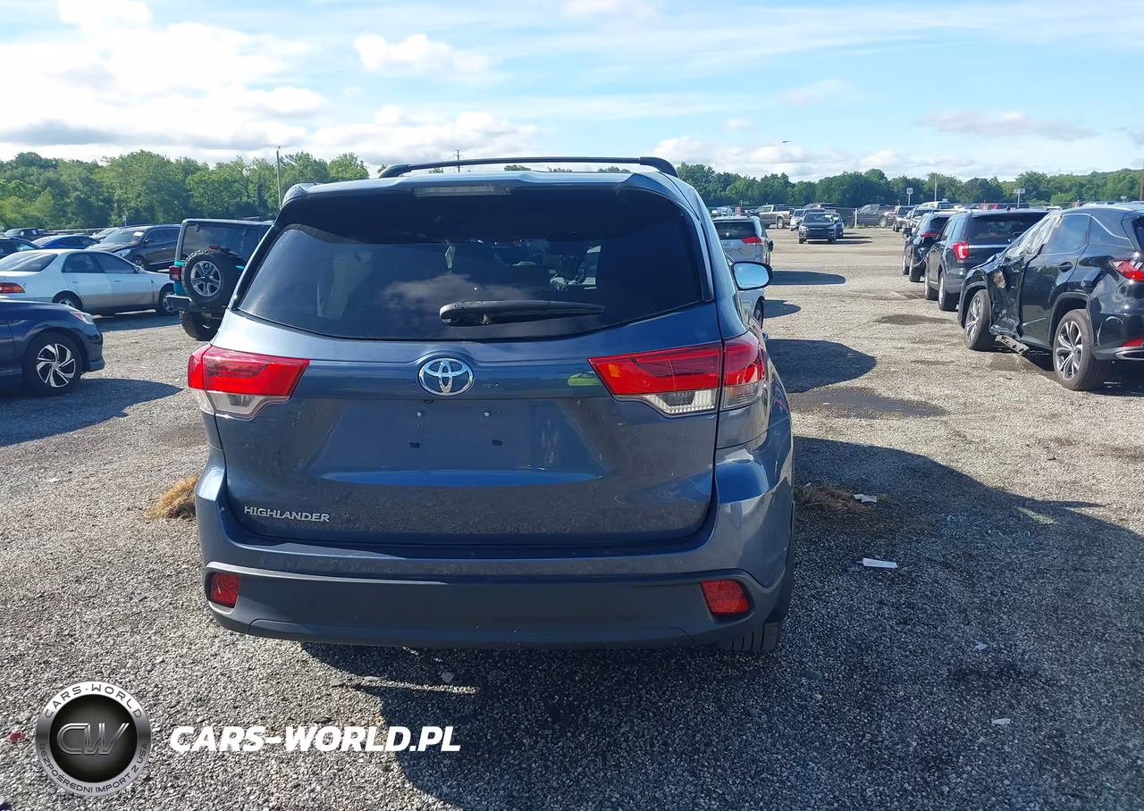 2019 Toyota Highlander Le VIN:5TDZARFH1KS046328 - 16