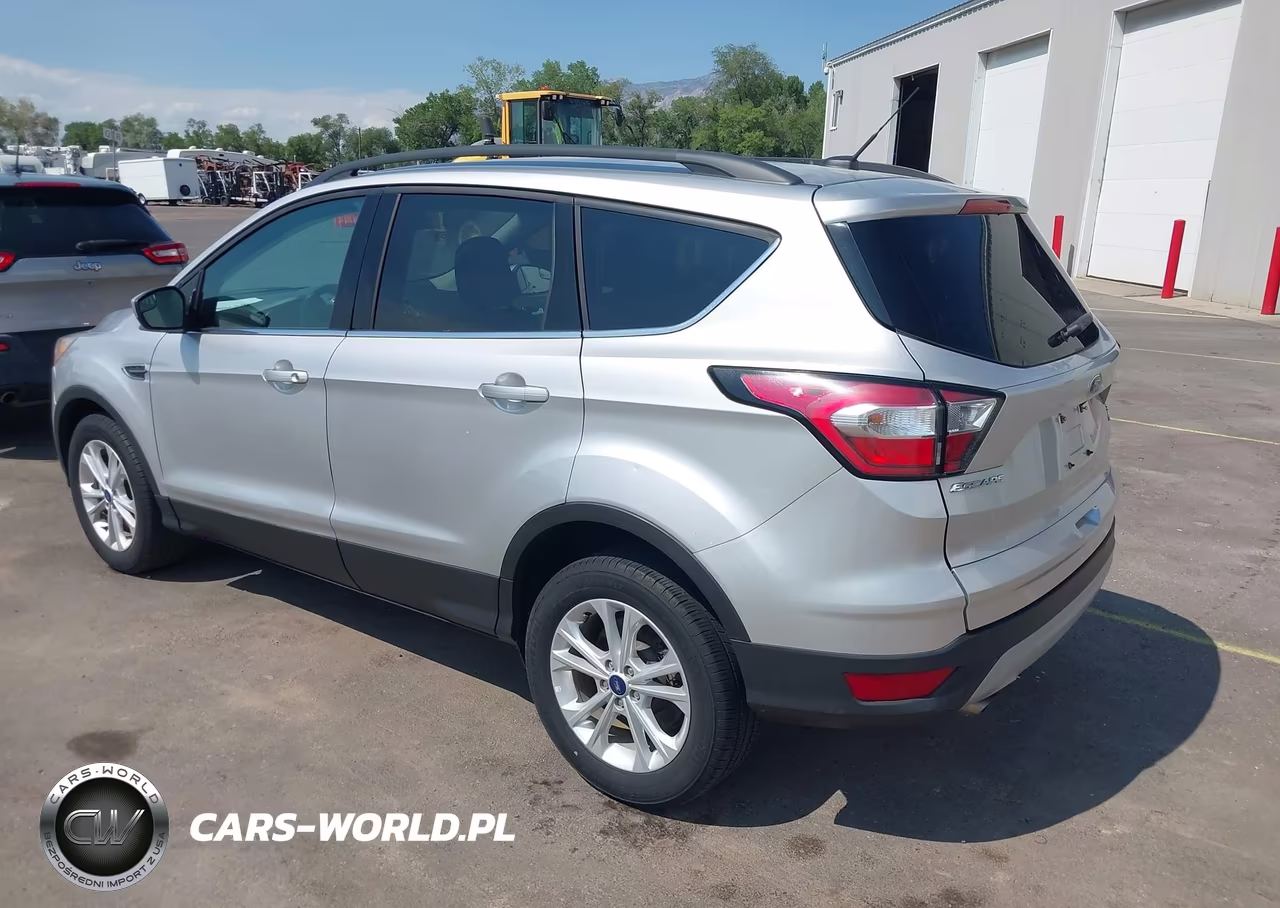 2018 Ford Escape Se VIN:1FMCU9GD4JUC38762 - 3