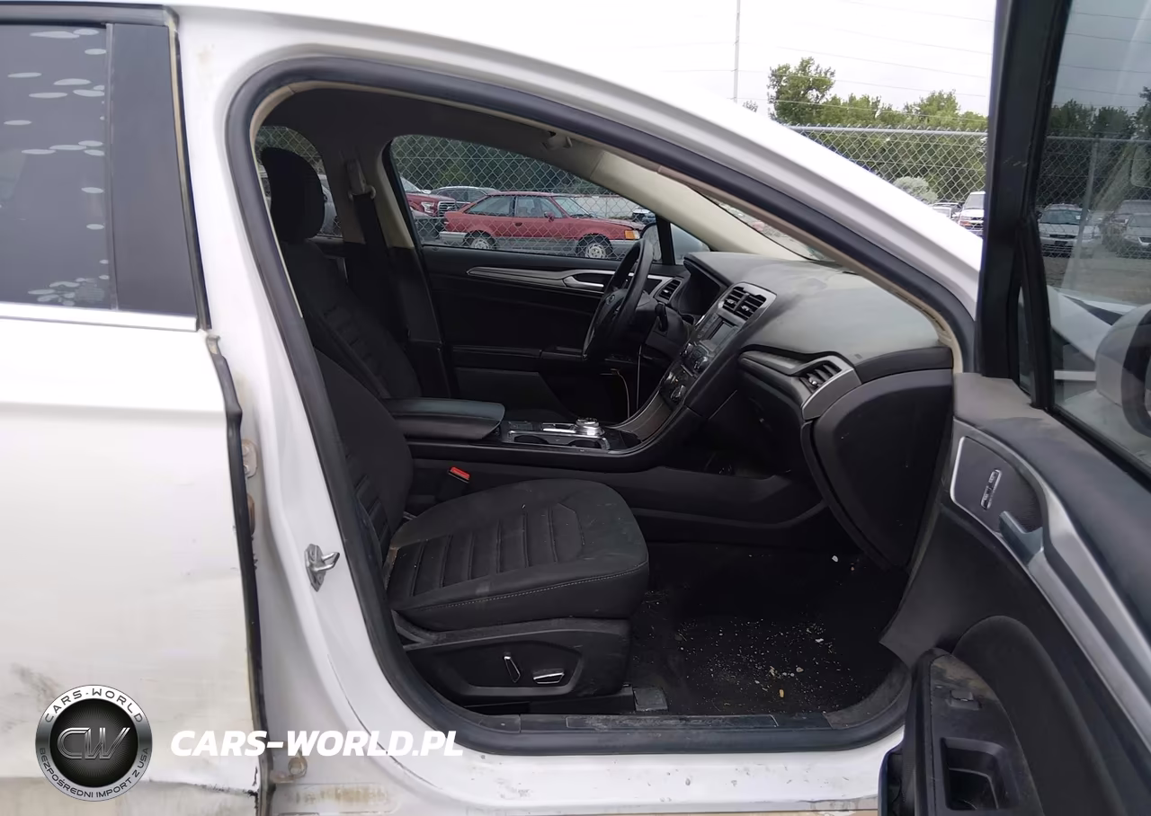 2018 Ford Fusion Se VIN:3FA6P0H70JR257724 - 5