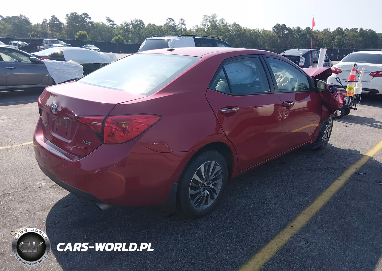 2017 Toyota Corolla Xle VIN:2T1BURHE6HC910092 - 4