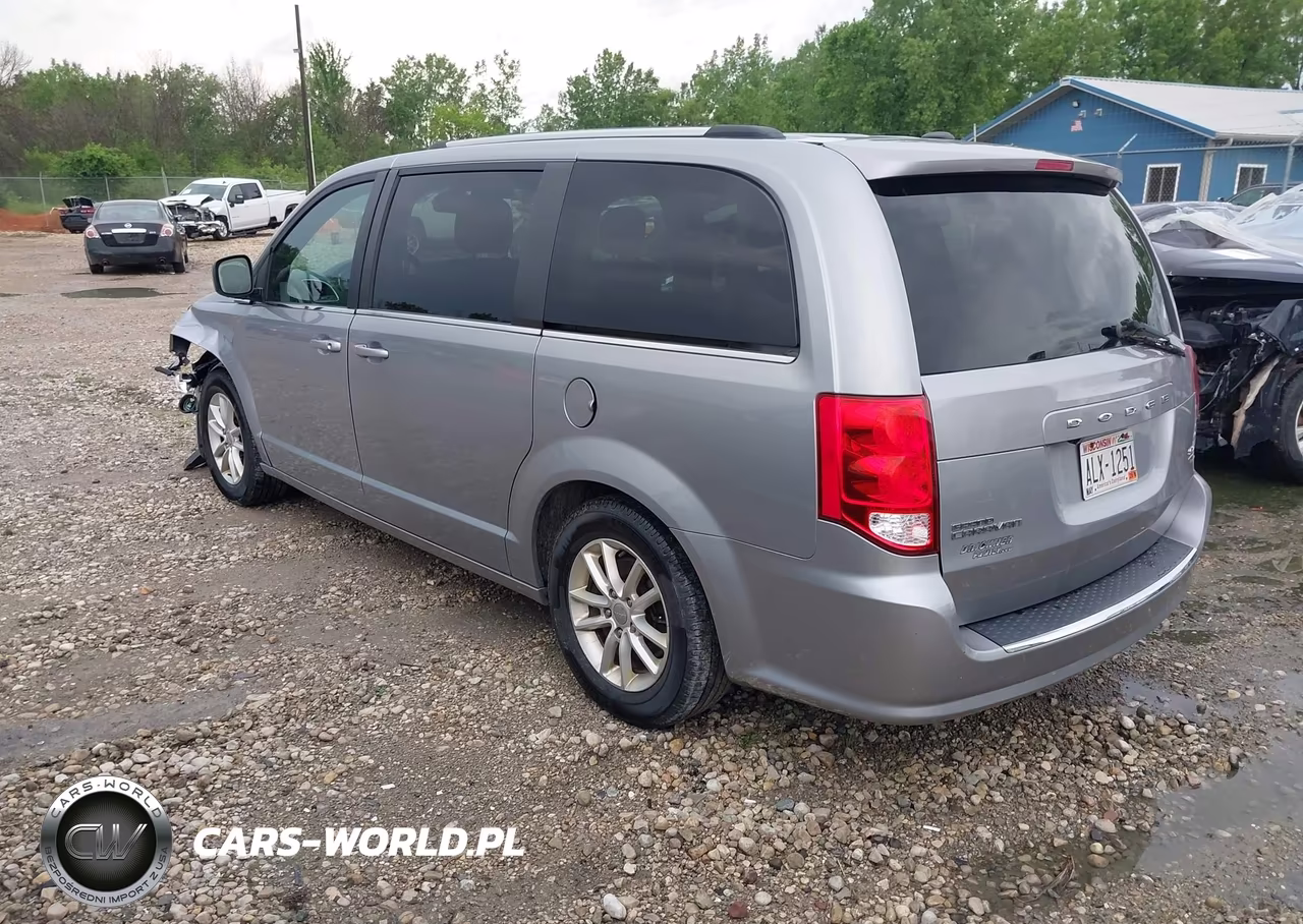 2019 Dodge Grand Caravan Sxt VIN:2C4RDGCG2KR600380 - 3