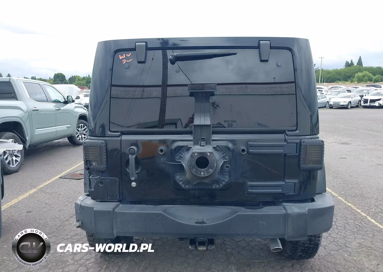 2012 Jeep Wrangler Sahara VIN:1C4AJWBG8CL160113 - 17