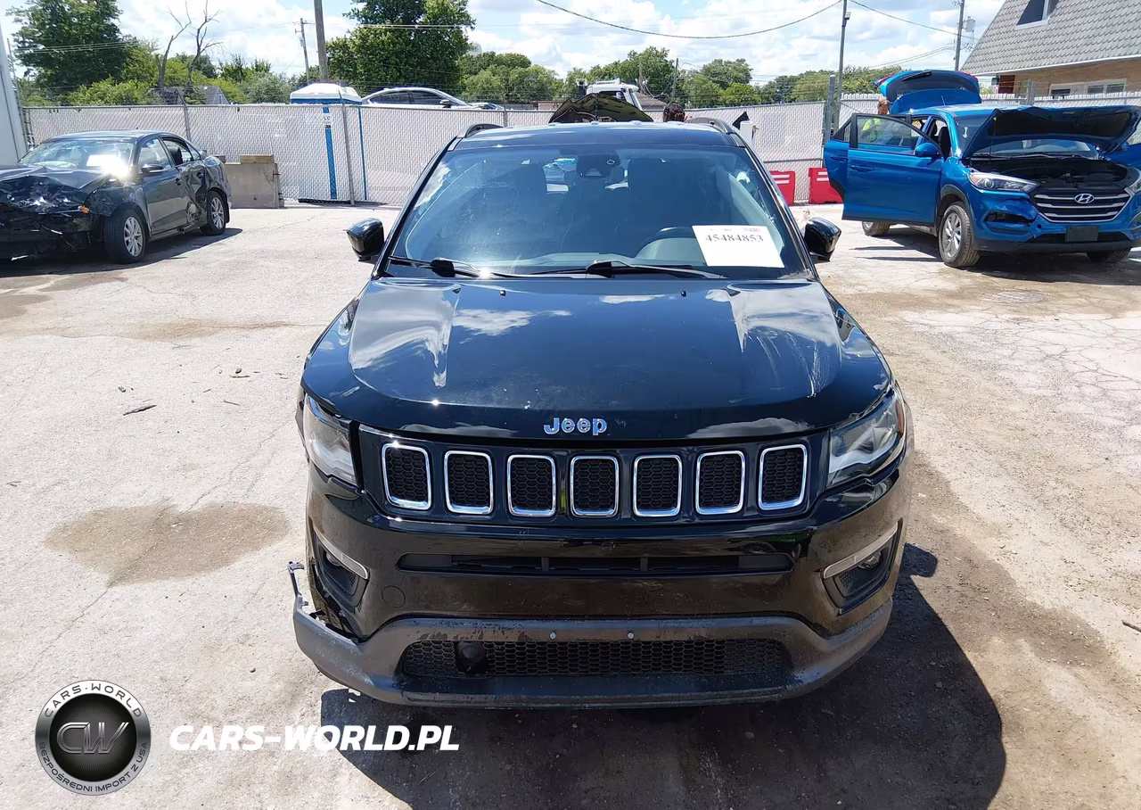 2018 Jeep Compass Latitude Fwd VIN:3C4NJCBB6JT304683 - 12