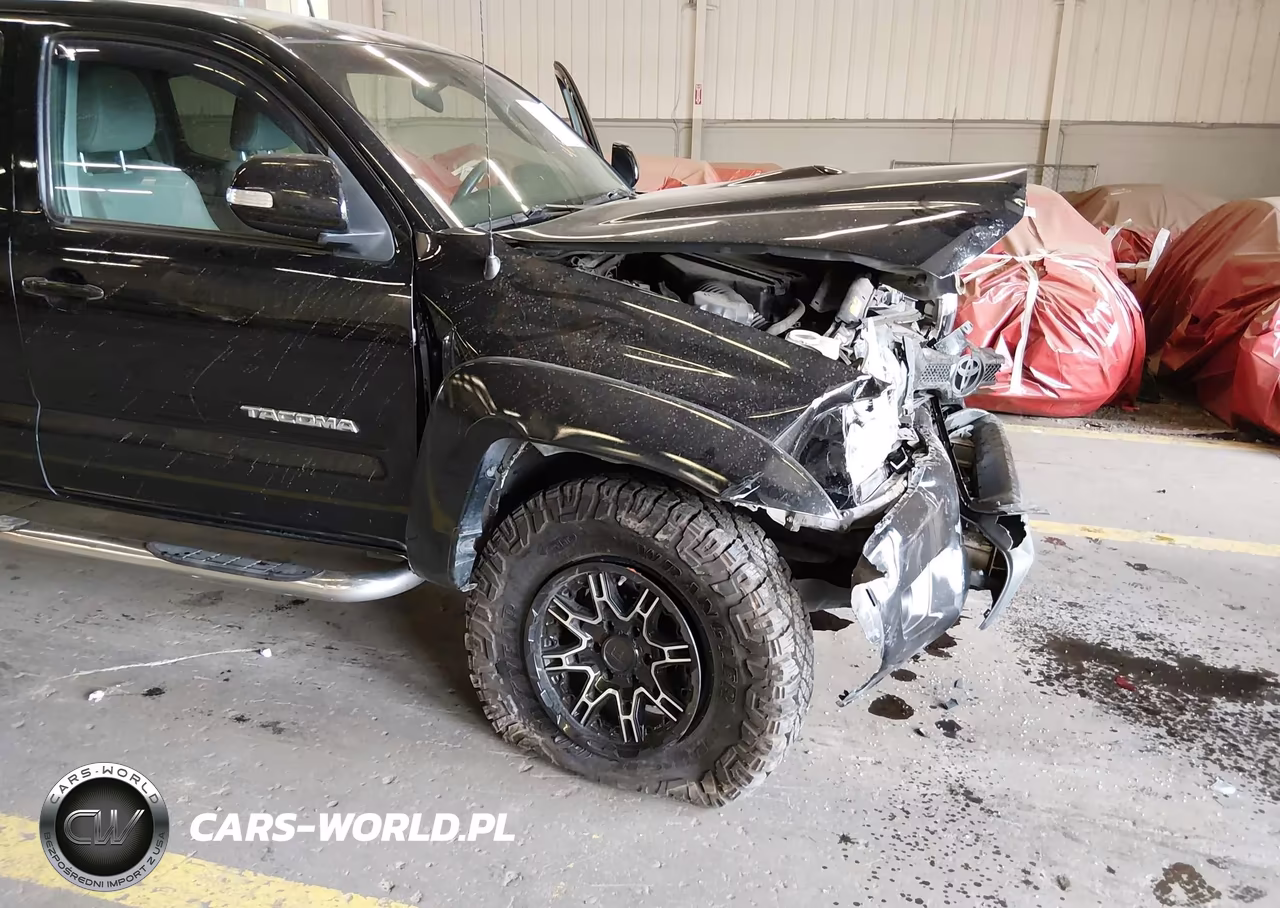 2015 Toyota Tacoma Base V6 VIN:3TMMU4FN8FM075275 - 6