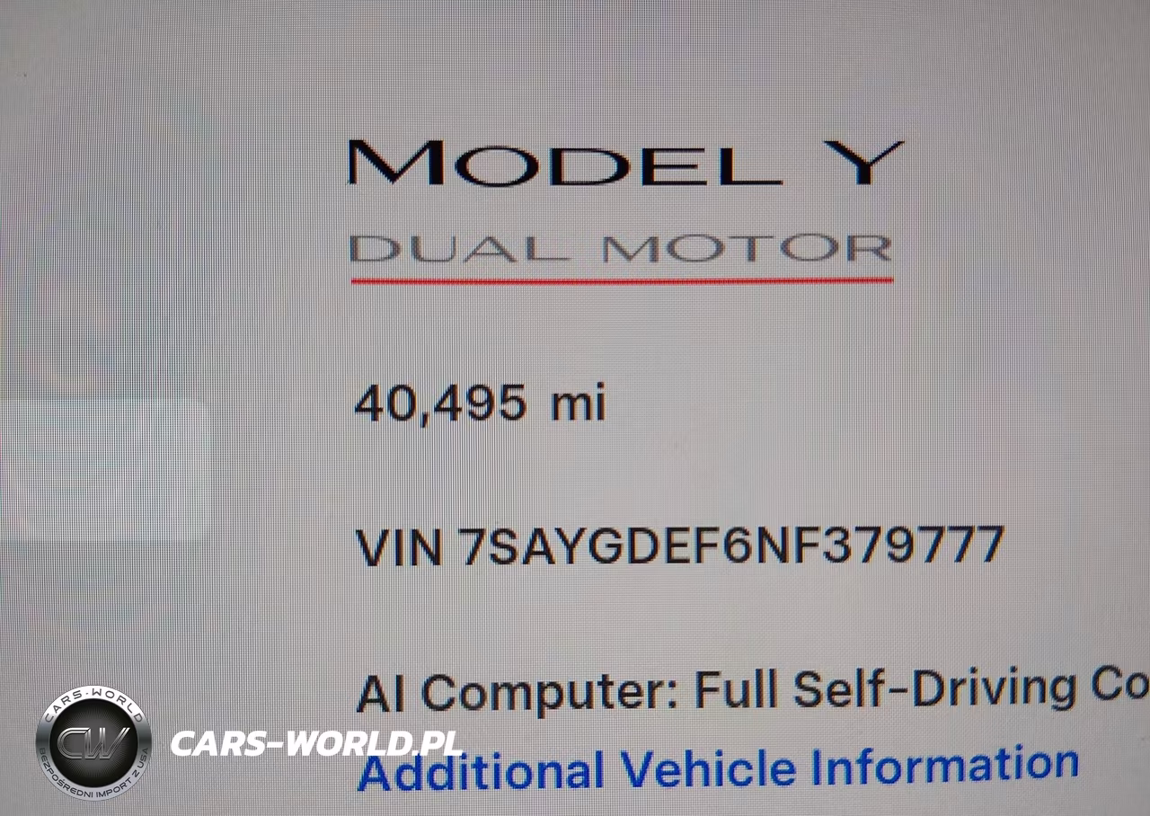 2022 Tesla Model Y Performance Dual Motor All-Wheel Drive VIN:7SAYGDEF6NF379777 - 15