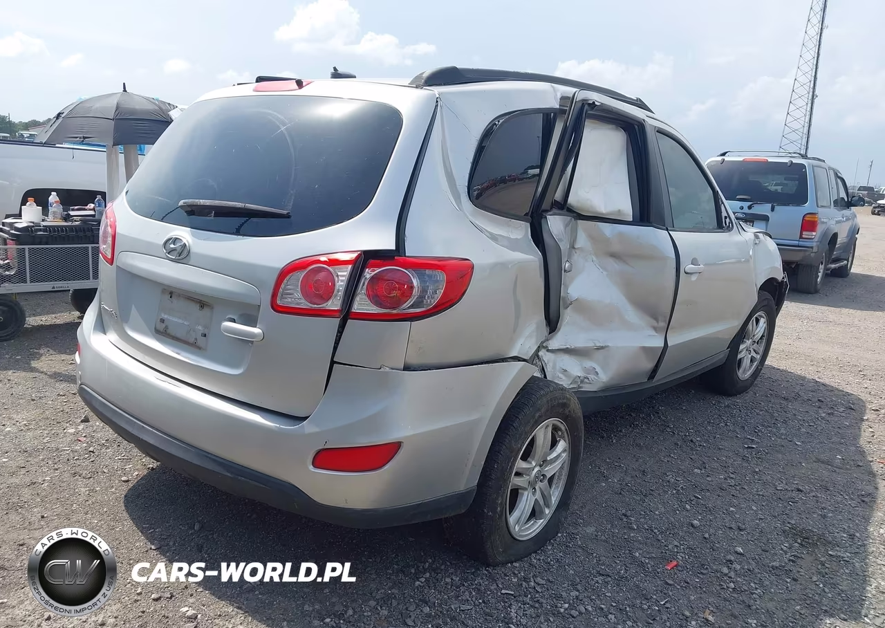 2012 Hyundai Santa Fe Gls VIN:5XYZG3ABXCG123226 - 4