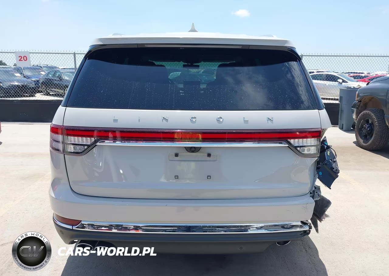 2020 Lincoln Aviator Reserve VIN:5LM5J7WC8LGL17512 - 17