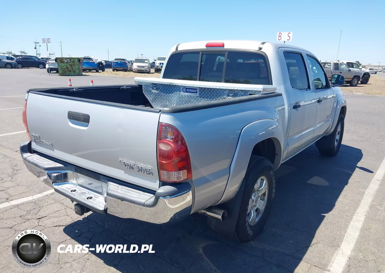 2006 Toyota Tacoma Prerunner V6 VIN:5TEJU62N16Z192686 - 4