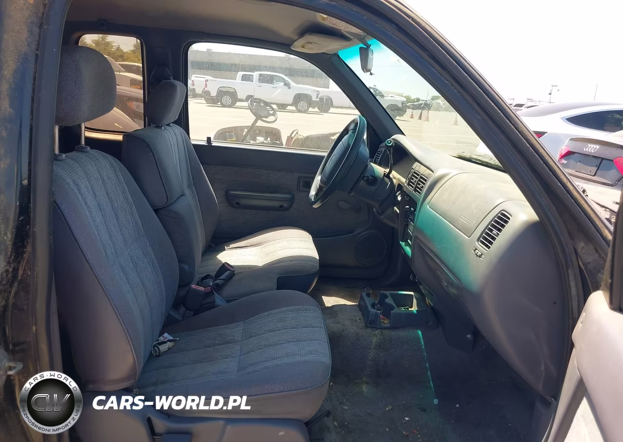 1998 Toyota Tacoma VIN:4TAVL52N2WZ085099 - 5