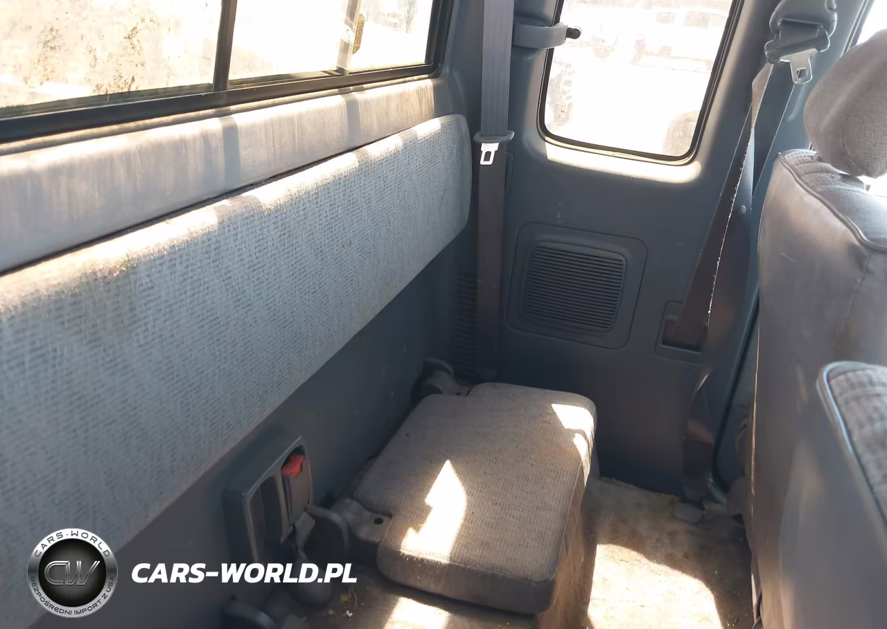 1998 Toyota Tacoma VIN:4TAVL52N2WZ085099 - 8