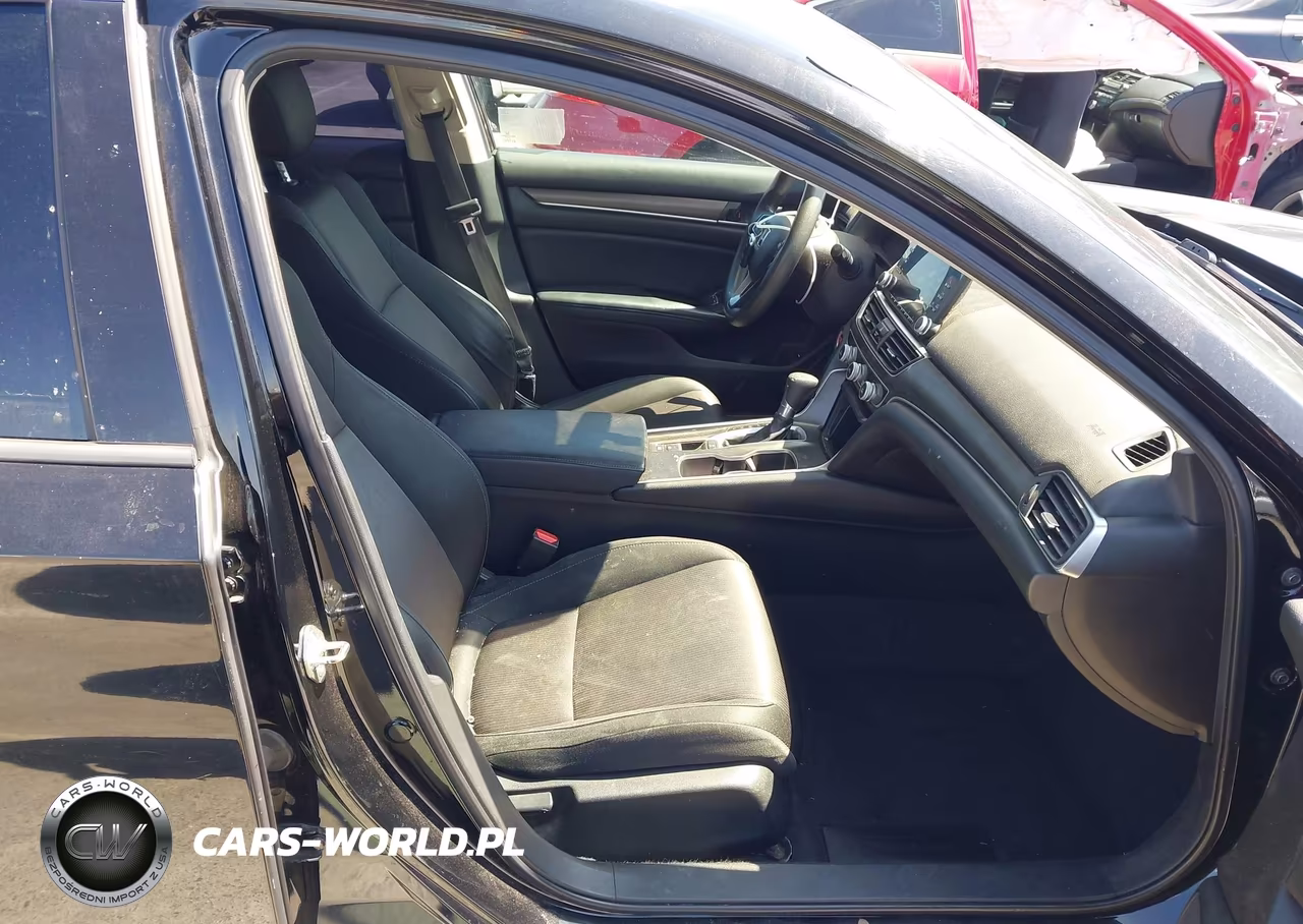 2018 Honda Accord Lx VIN:1HGCV1F1XJA258981 - 5