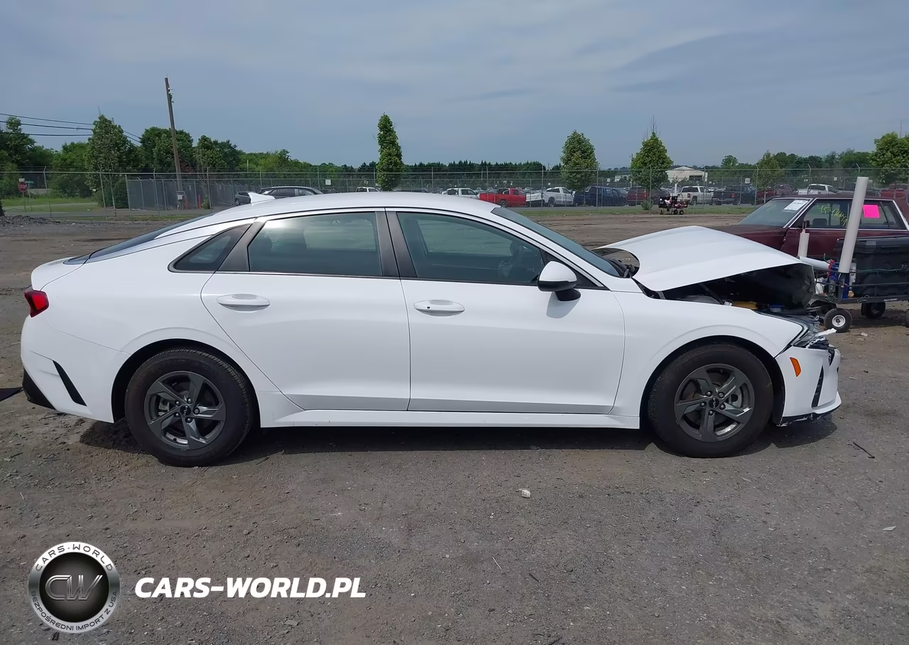 2022 Kia K5 Lxs VIN:5XXG14J25NG132292 - 13