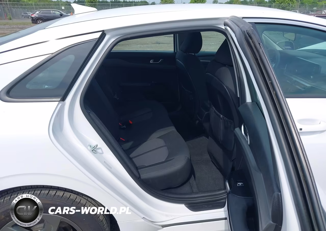2022 Kia K5 Lxs VIN:5XXG14J25NG132292 - 8
