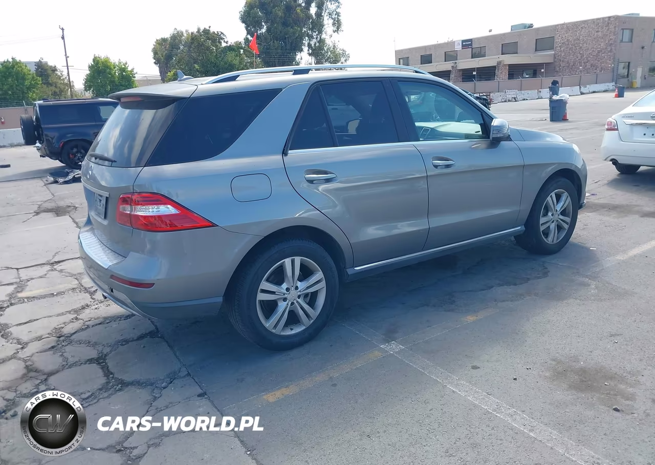 2013 Mercedes-Benz Ml 350 VIN:4JGDA5JB1DA198983 - 4